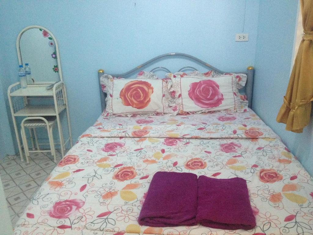 Cha-Am Seaside Hotel Стая снимка