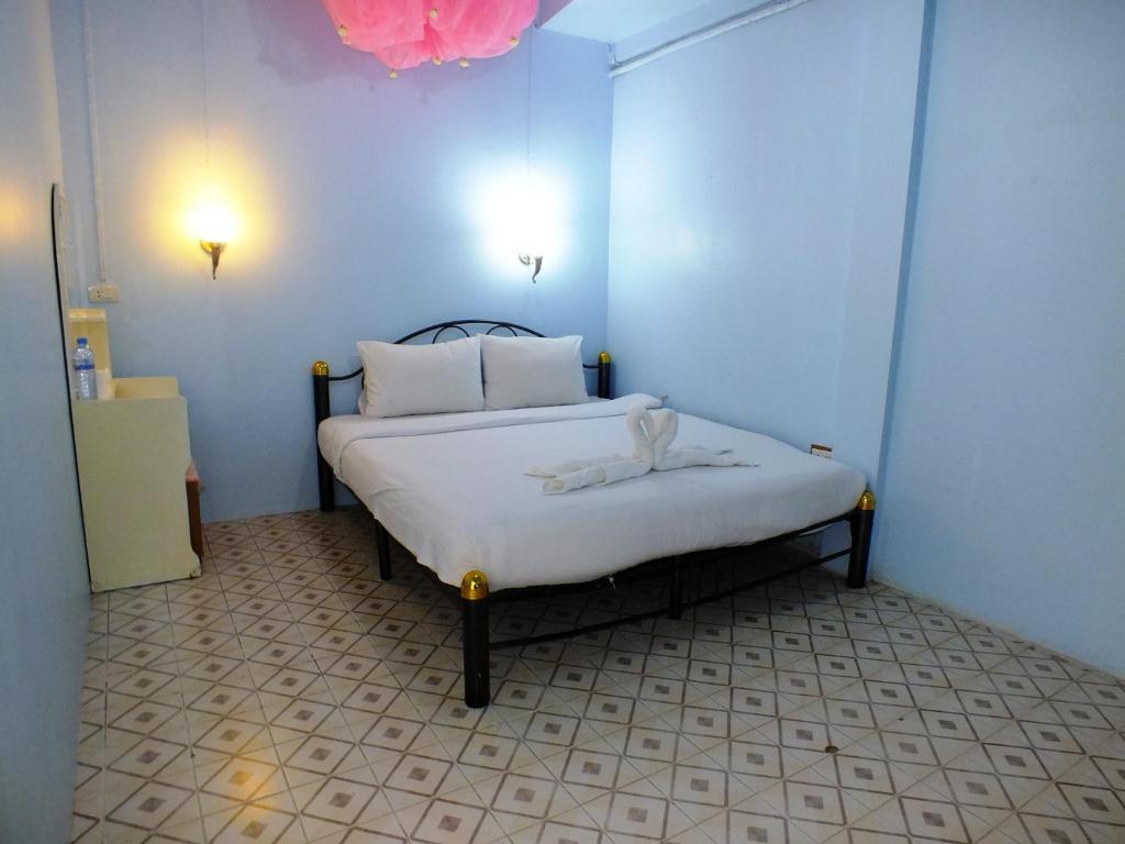 Cha-Am Seaside Hotel Стая снимка
