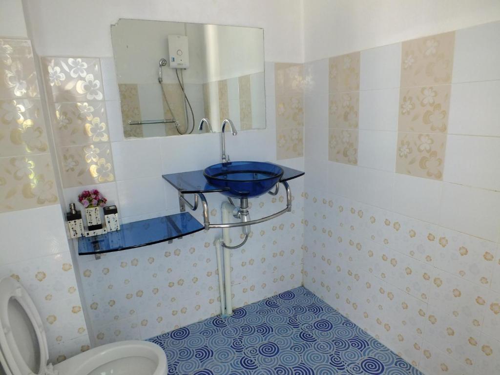 Cha-Am Seaside Hotel Стая снимка