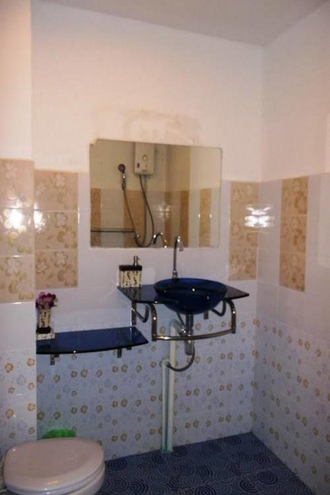 Cha-Am Seaside Hotel Екстериор снимка